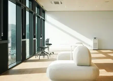 jiran-family-SpLbbq5yAR4-unsplash 1